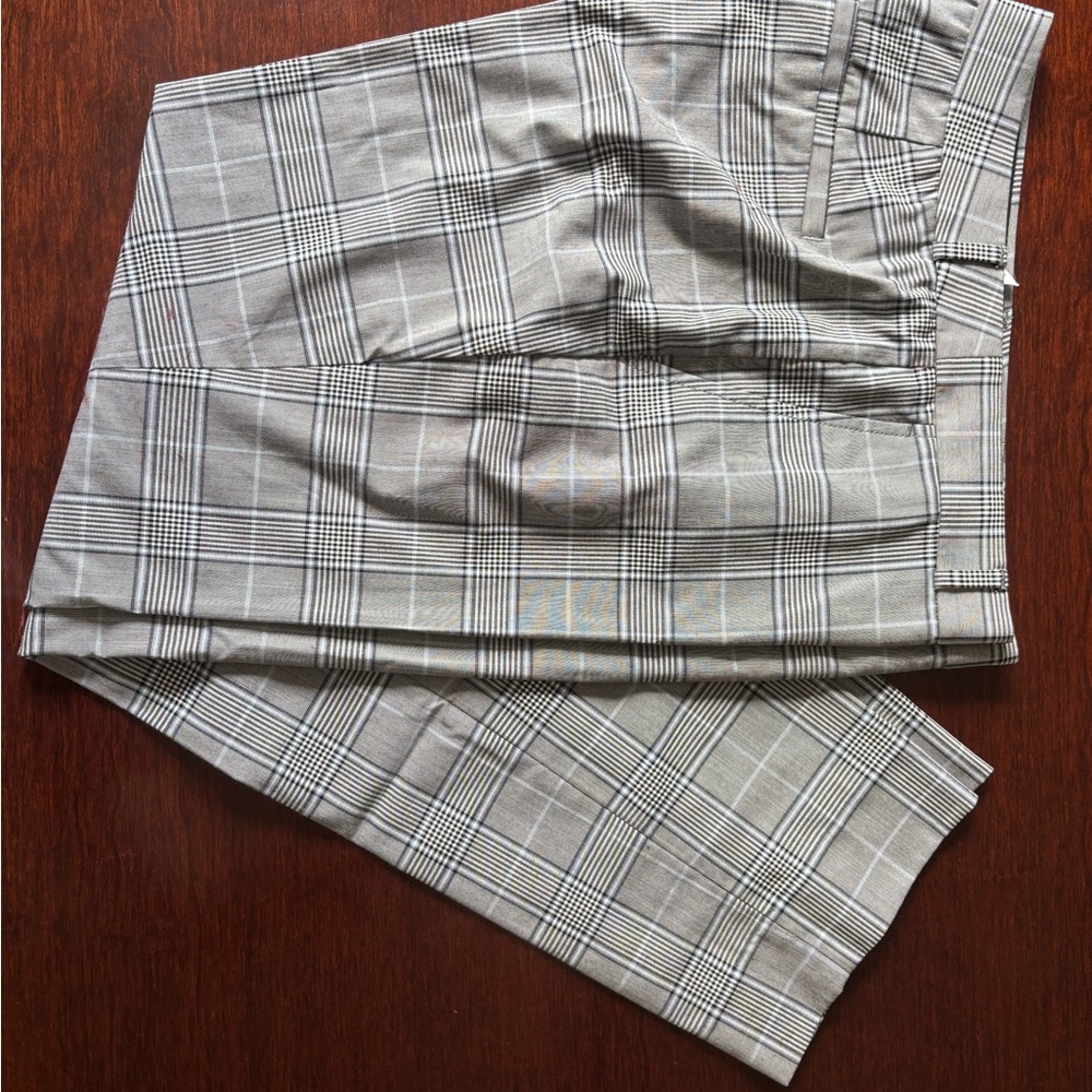 Banana Republic Gray Plaid “Ryan” Pants